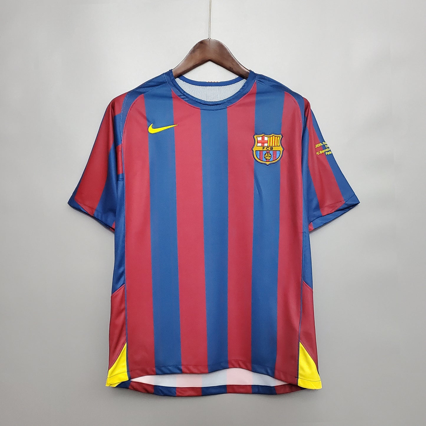 Barcelona Retro Jersey 2005/2006 UEFA Final