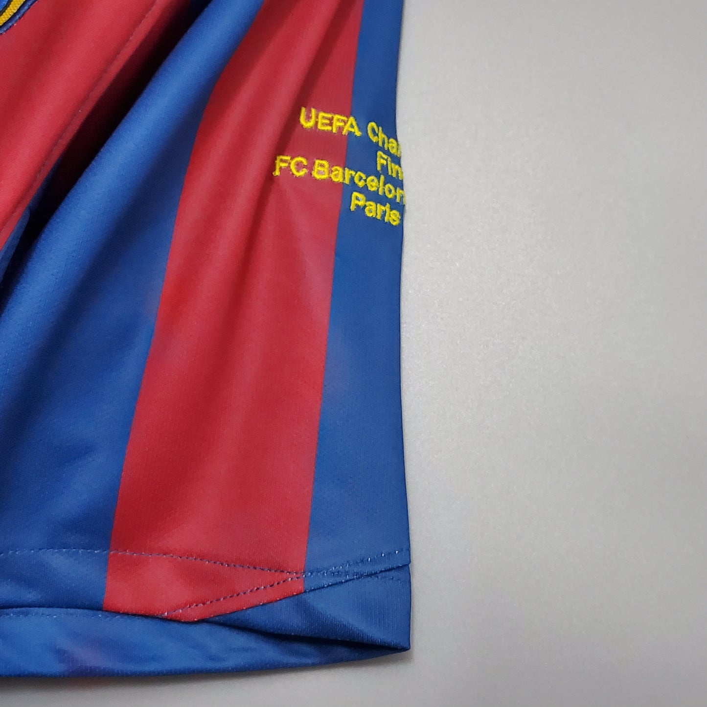 Barcelona Retro Jersey 2005/2006 UEFA Final