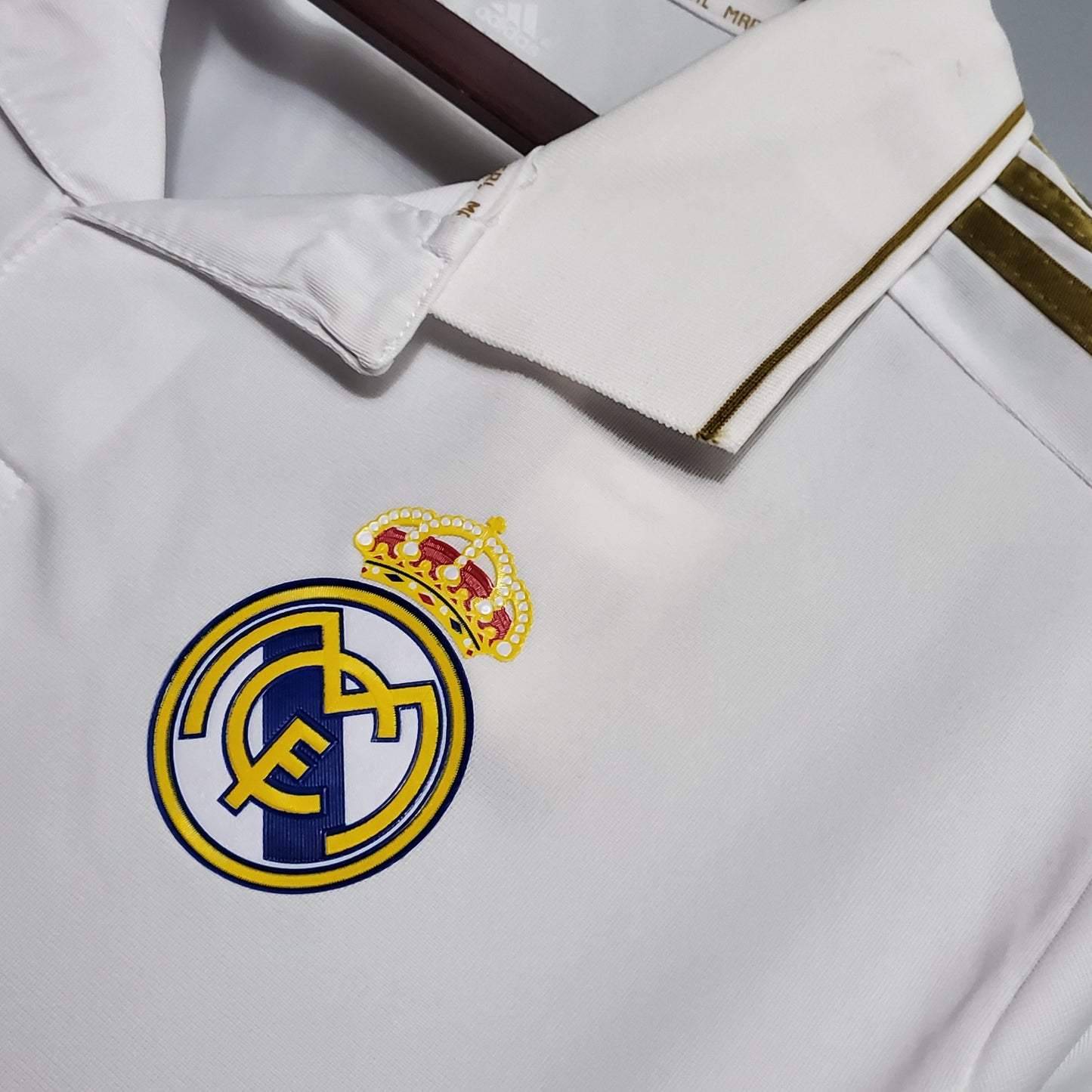 Real Madrid Retro Jersey 2011/2012 HOME